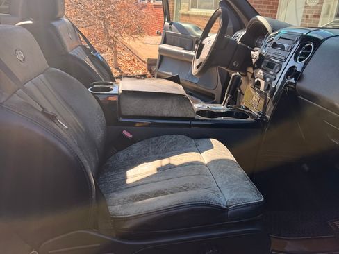 Used 2006 Ford F150 Harley-Davidson AWD/4WD image 24