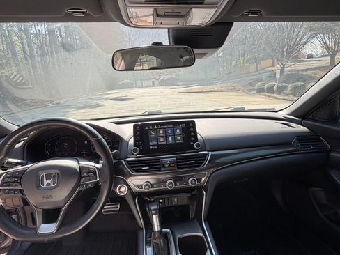 Used 2019 Honda Accord Sport image 13