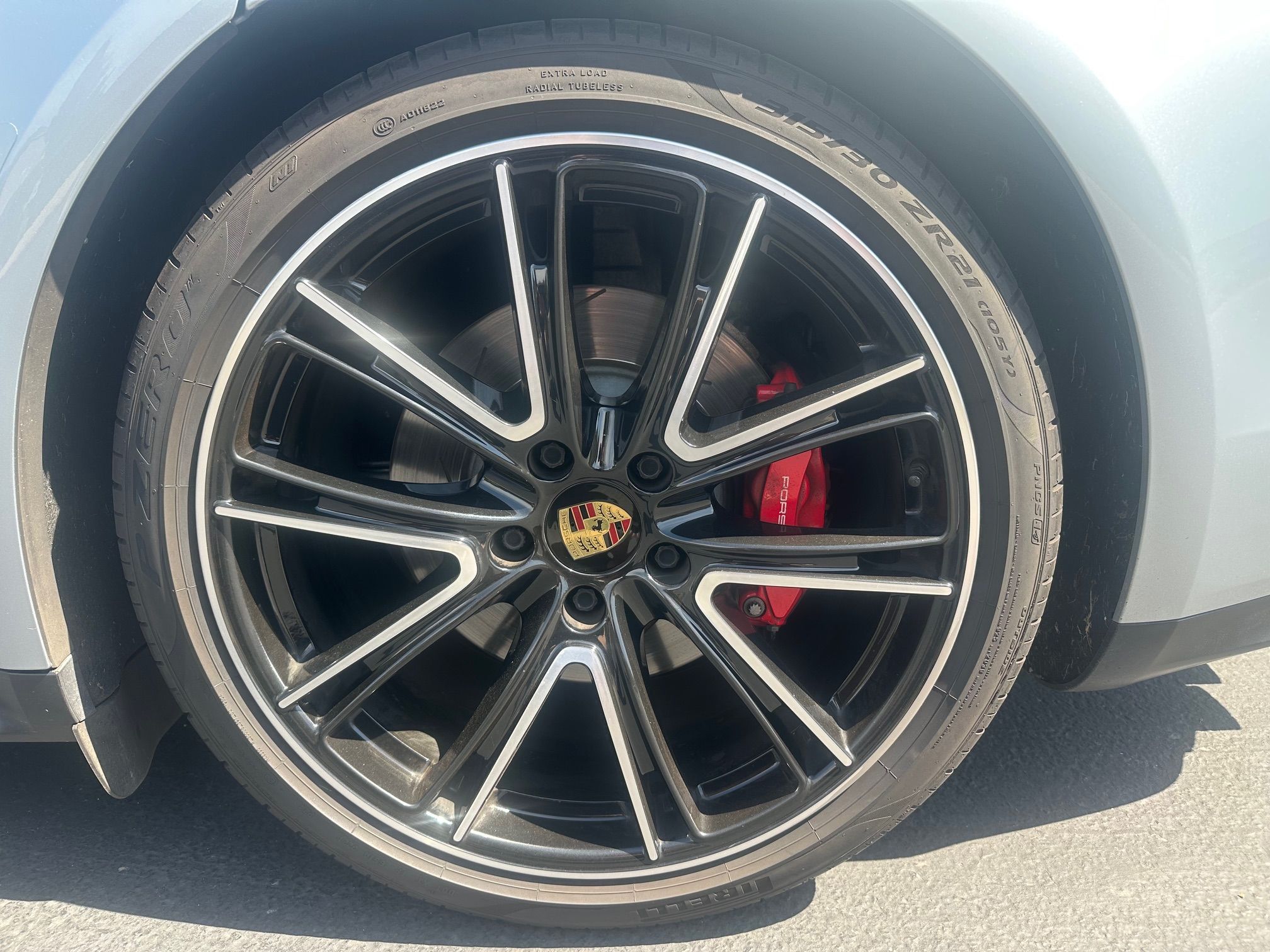 Used 2019 Porsche Panamera GTS AWD/4WD image 14