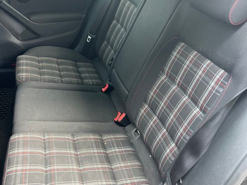 Used 2010 Volkswagen GTI 4-Door FWD image 8
