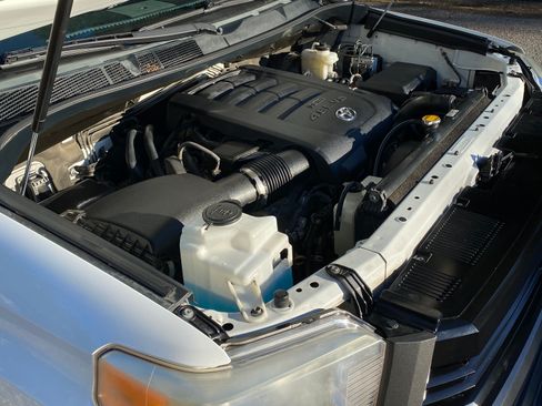 Used 2015 Toyota Tundra SR5 image 5