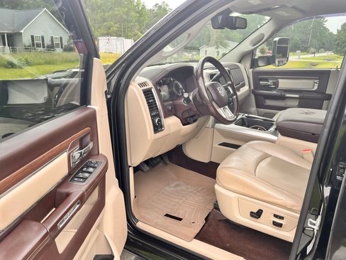 Used 2016 RAM 2500 Laramie AWD/4WD image 16