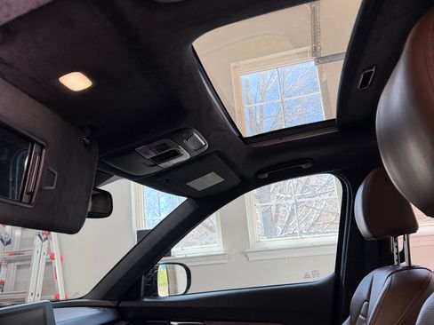 Used 2020 Kia Telluride SX w/ SX Prestige Package image 17