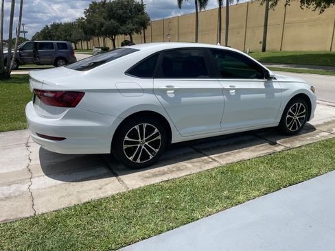 Used 2021 Volkswagen Jetta S w/ Driver Assistance Package FWD image 5