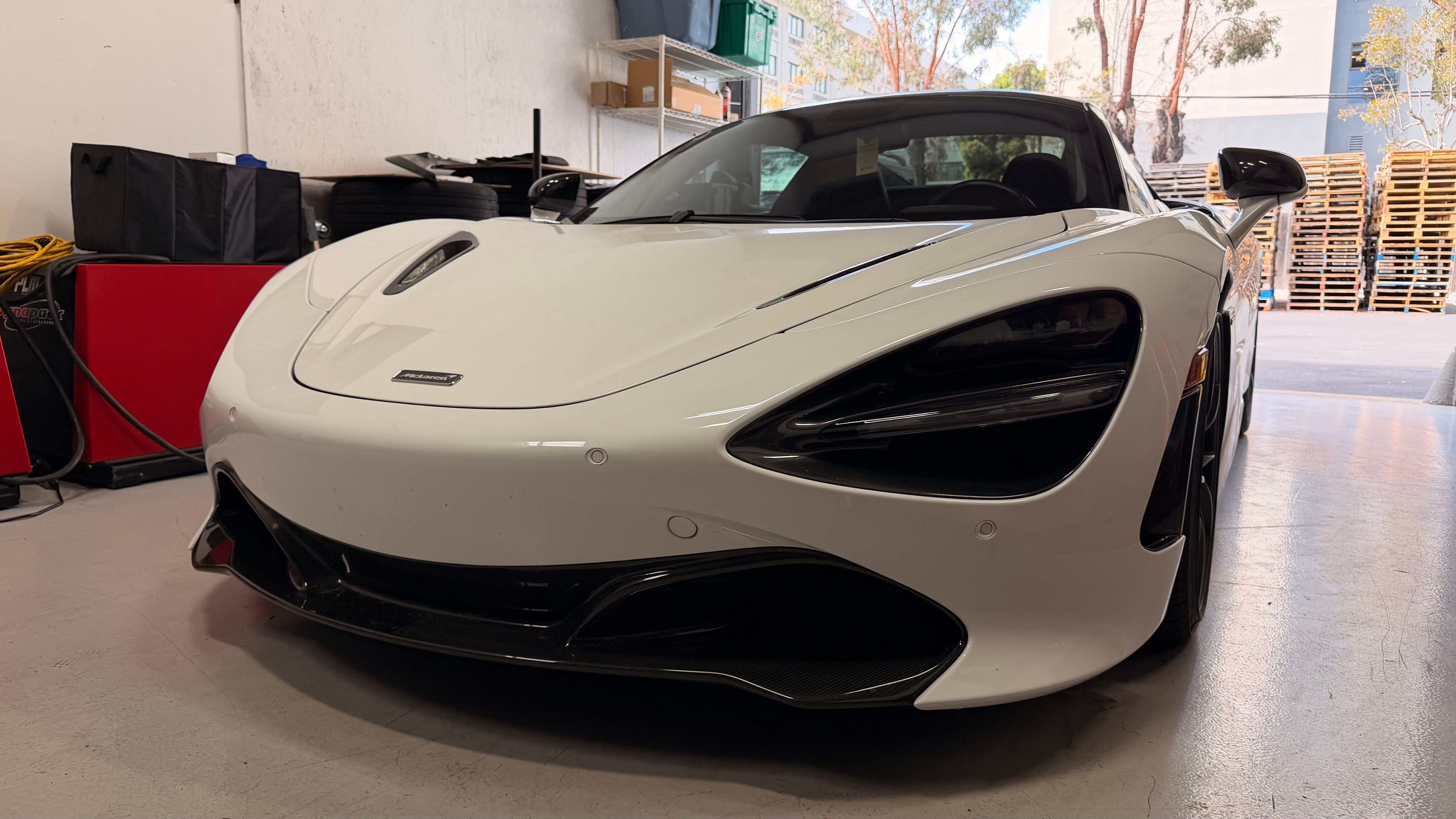 Used 2022 McLaren 720S Spider RWD image 21