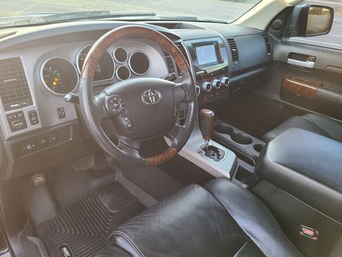 Used 2011 Toyota Tundra Limited image 11