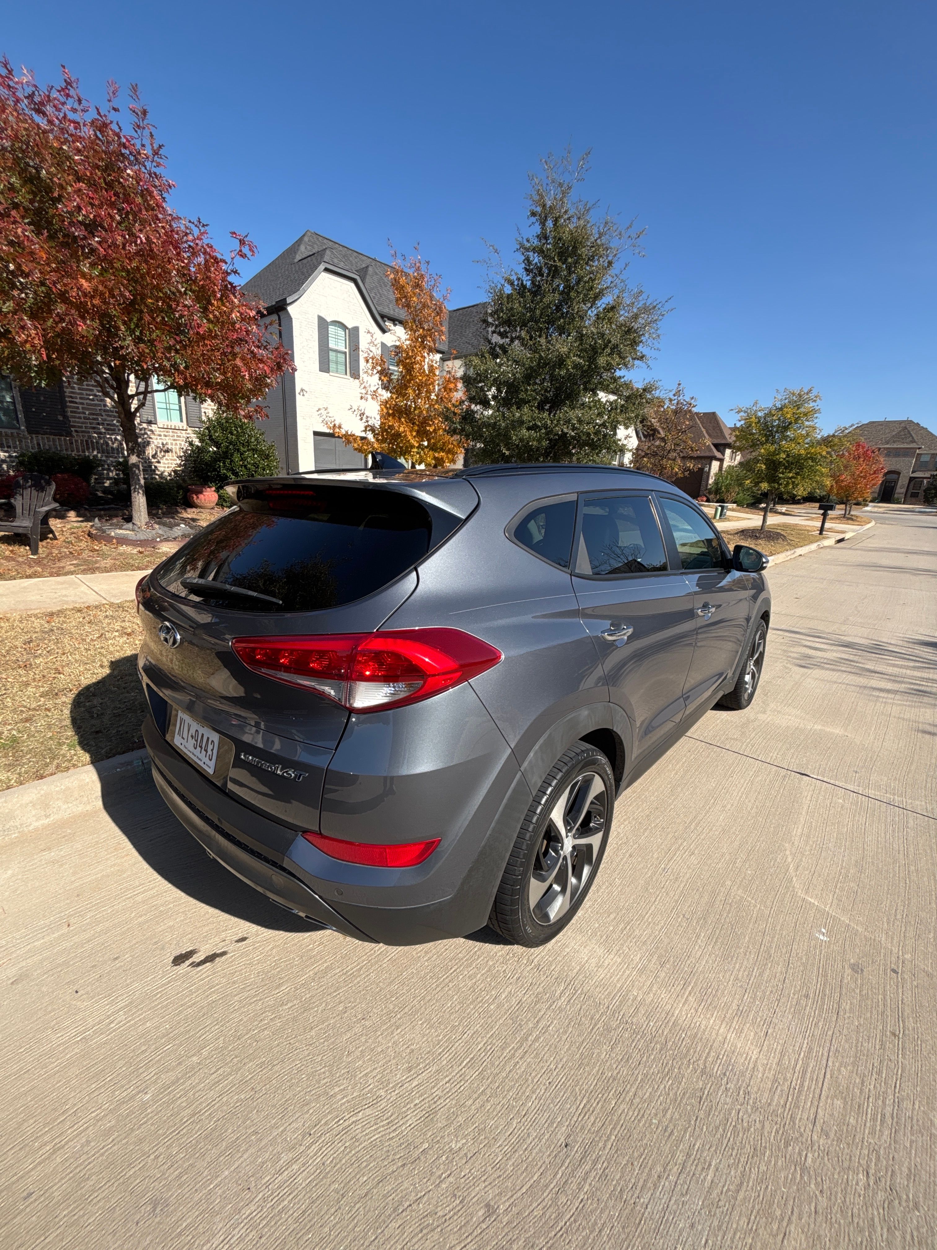 Used 2016 Hyundai Tucson Limited w/ Option Group 03 FWD image 6