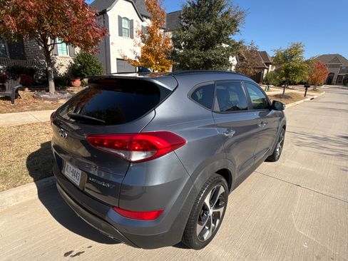 Used 2016 Hyundai Tucson Limited w/ Option Group 03 image 6