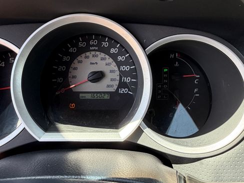Used 2007 Toyota Tacoma PreRunner RWD image 9