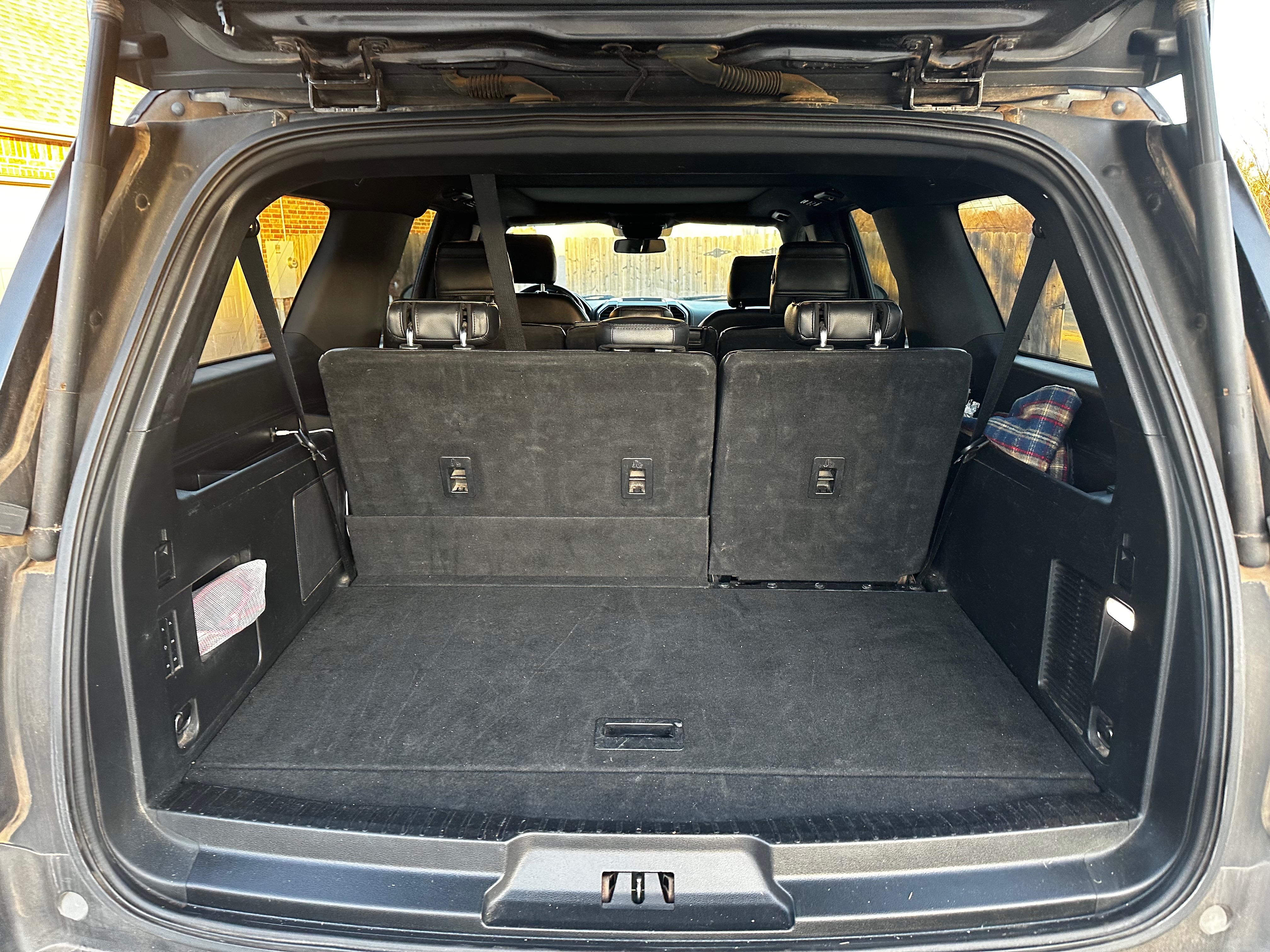 Used 2019 Ford Expedition Max Limited AWD/4WD image 9