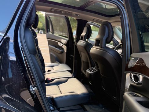 Used 2016 Volvo XC90 T6 Momentum AWD/4WD image 13
