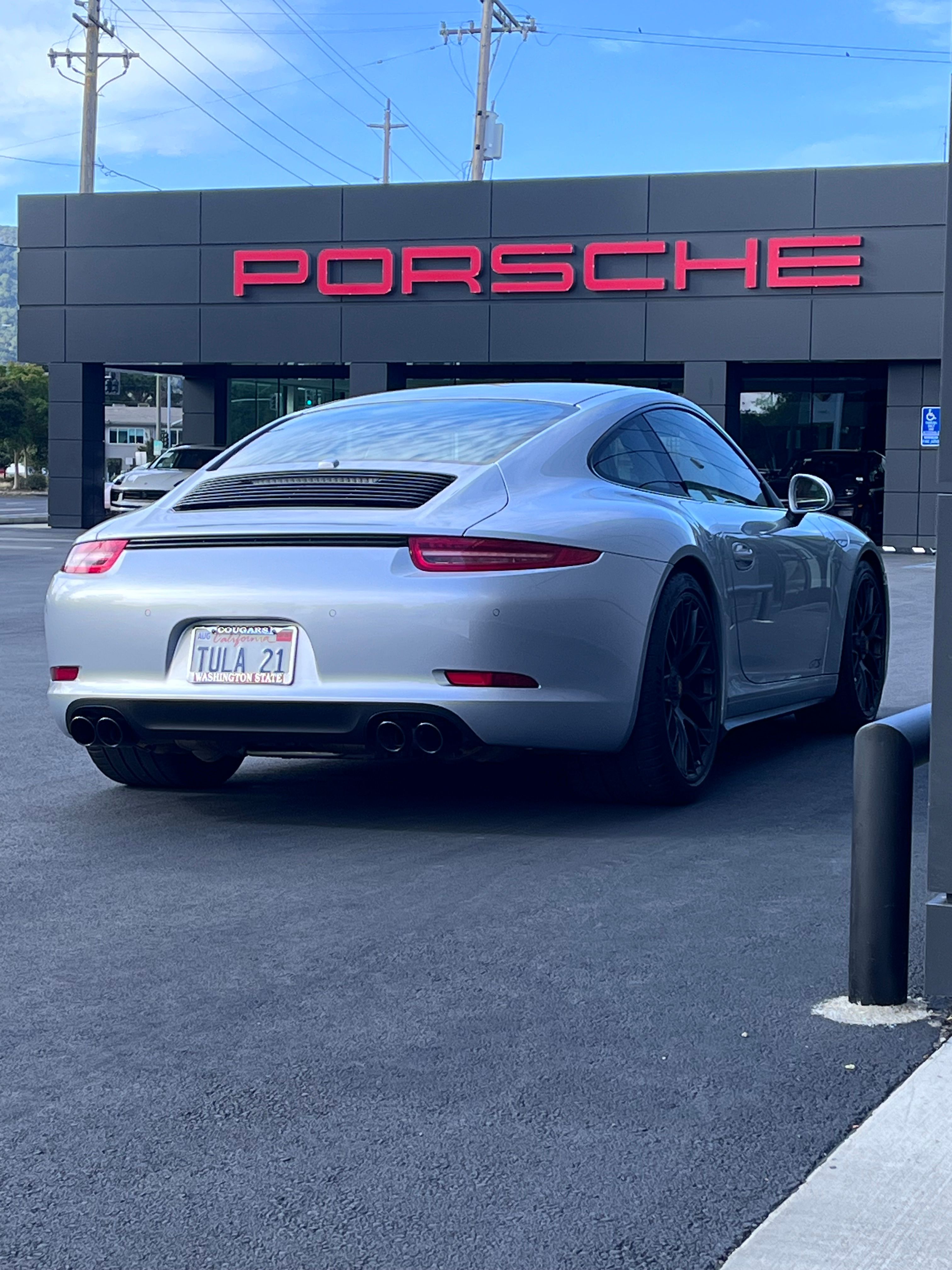 Used 2015 Porsche 911 Carrera S image 9