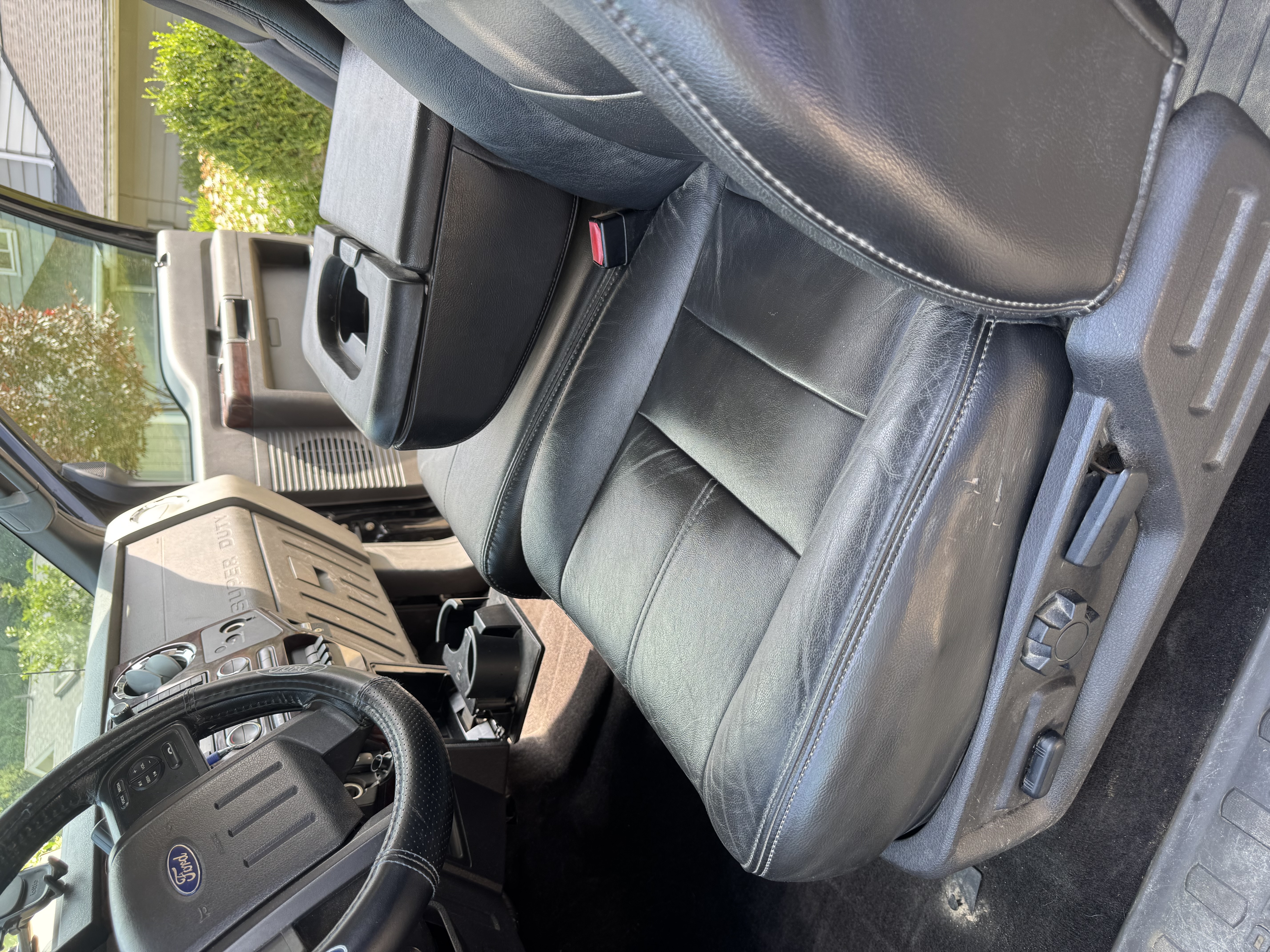 Used 2010 Ford F350 Lariat AWD/4WD image 10