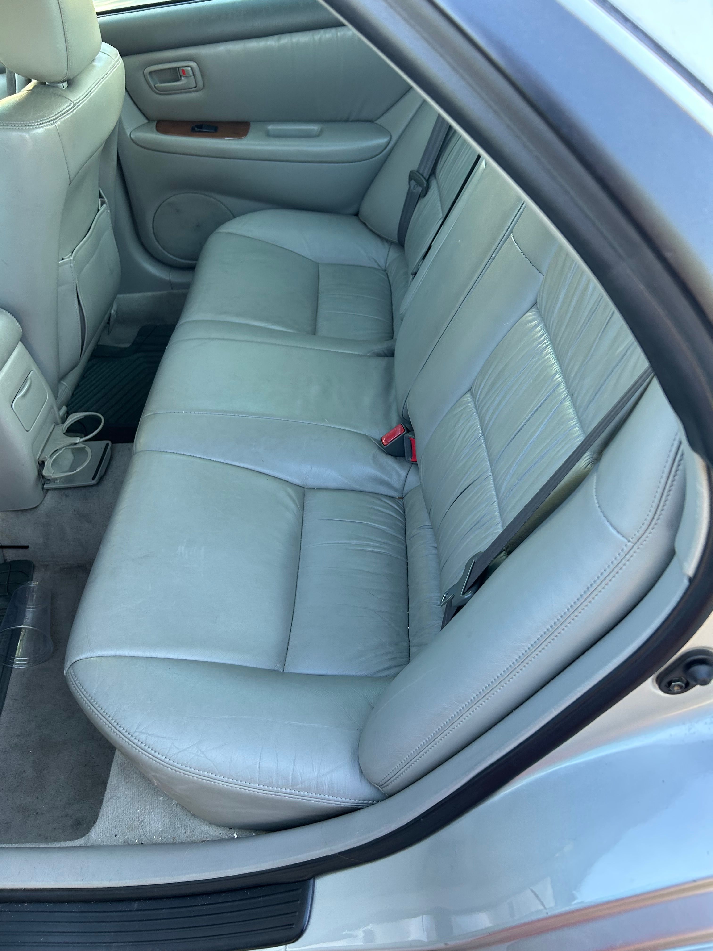 Used 1999 Lexus ES 330 FWD image 5