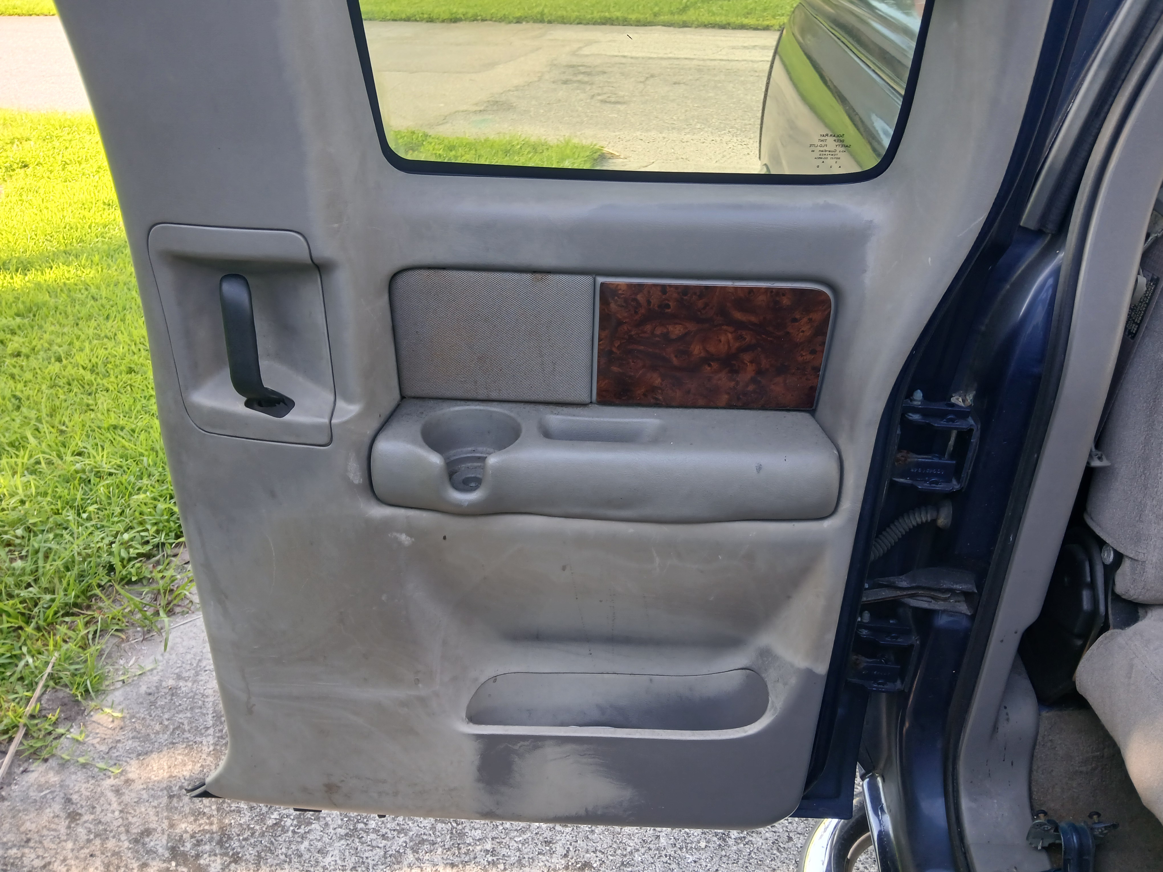 Used 2000 Chevrolet Silverado 1500 LS RWD image 14