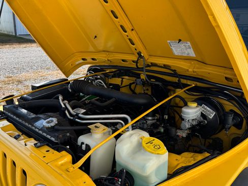 Used 2004 Jeep Wrangler X w/ Full Face Tire & Wheel Group image 9