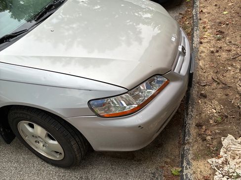 Used 2002 Honda Accord EX image 2