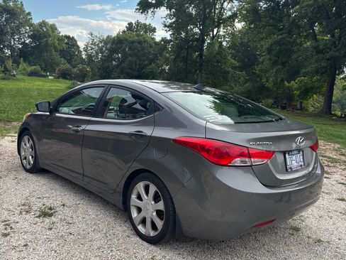 Used 2013 Hyundai Elantra Limited w/ Technology Pkg FWD image 5