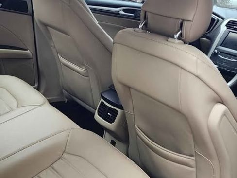 Used 2013 Ford Fusion SE image 16