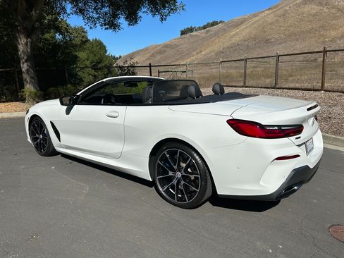 Used 2023 BMW M850i xDrive Convertible w/ Driving Assistance Package image 10
