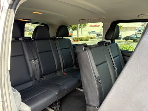 Used 2016 Mercedes-Benz Metris Passenger image 6