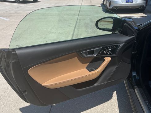 Used 2016 Jaguar F-TYPE S image 9