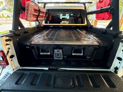 Used 2020 Jeep Gladiator Rubicon AWD/4WD image 11