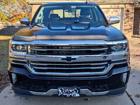 Used 2017 Chevrolet Silverado 1500 High Country image 10