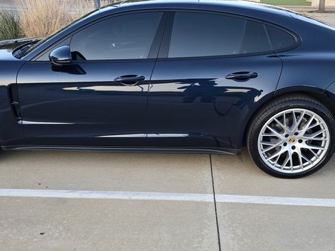 Used 2017 Porsche Panamera 4 image 13