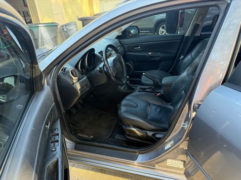 Used 2006 MAZDA MAZDA3 s Grand Touring image 5