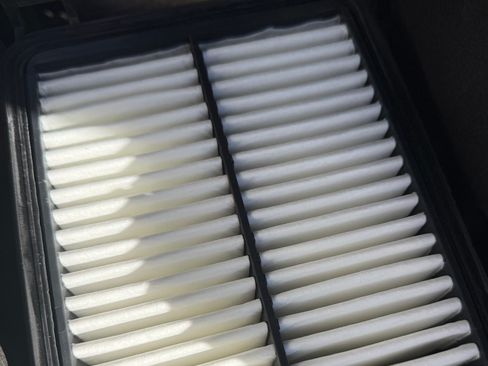 Used 2016 Hyundai Elantra SE w/ Option Group 02 image 19