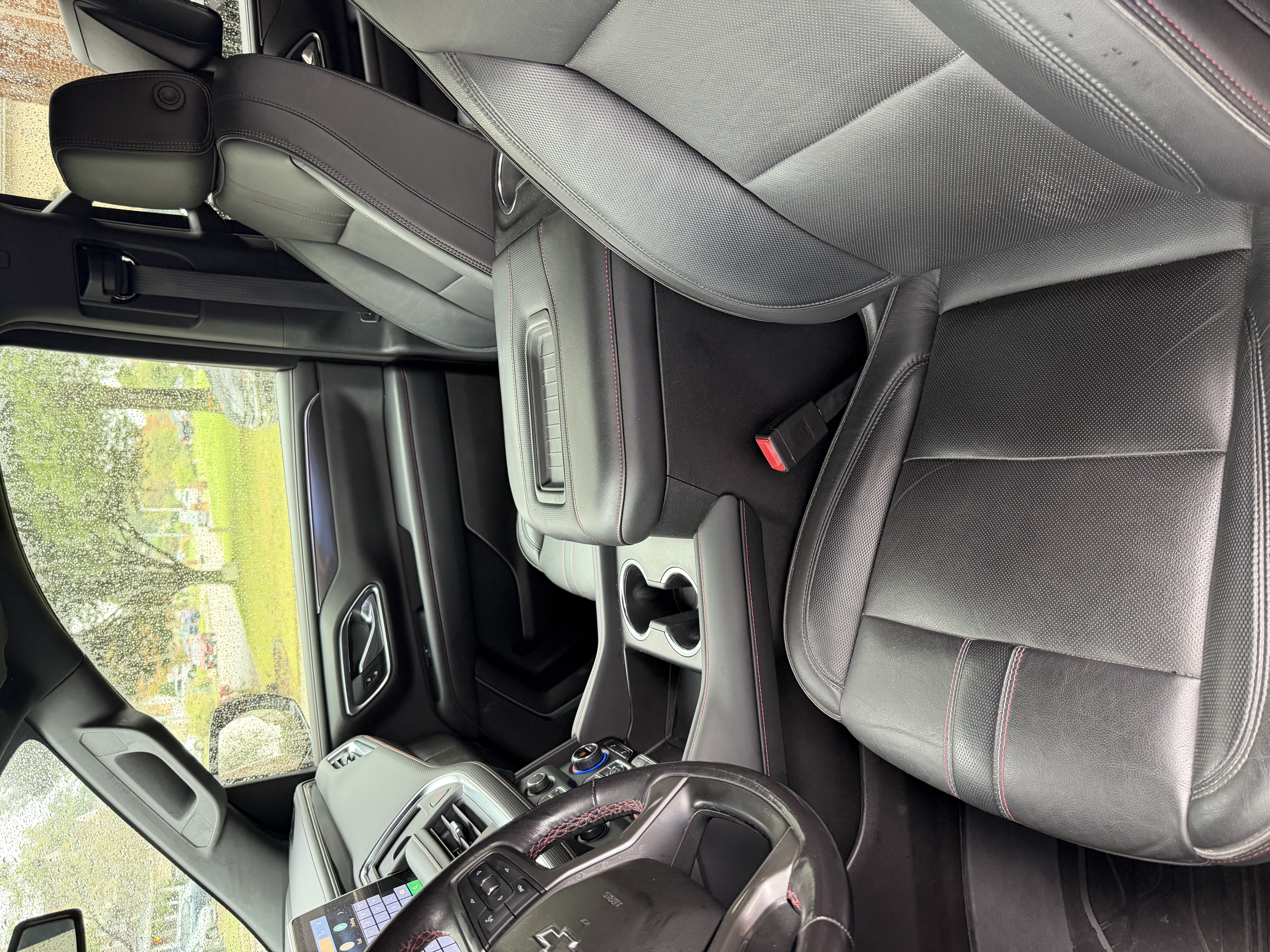 Used 2021 Chevrolet Tahoe RST w/ Luxury Package AWD/4WD image 13