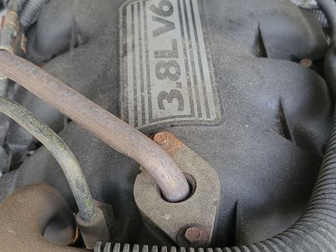 Used 2010 Jeep Wrangler Unlimited Sport image 11