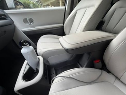 Used 2023 Hyundai Ioniq 5 SEL w/ Cargo Package AWD/4WD image 12