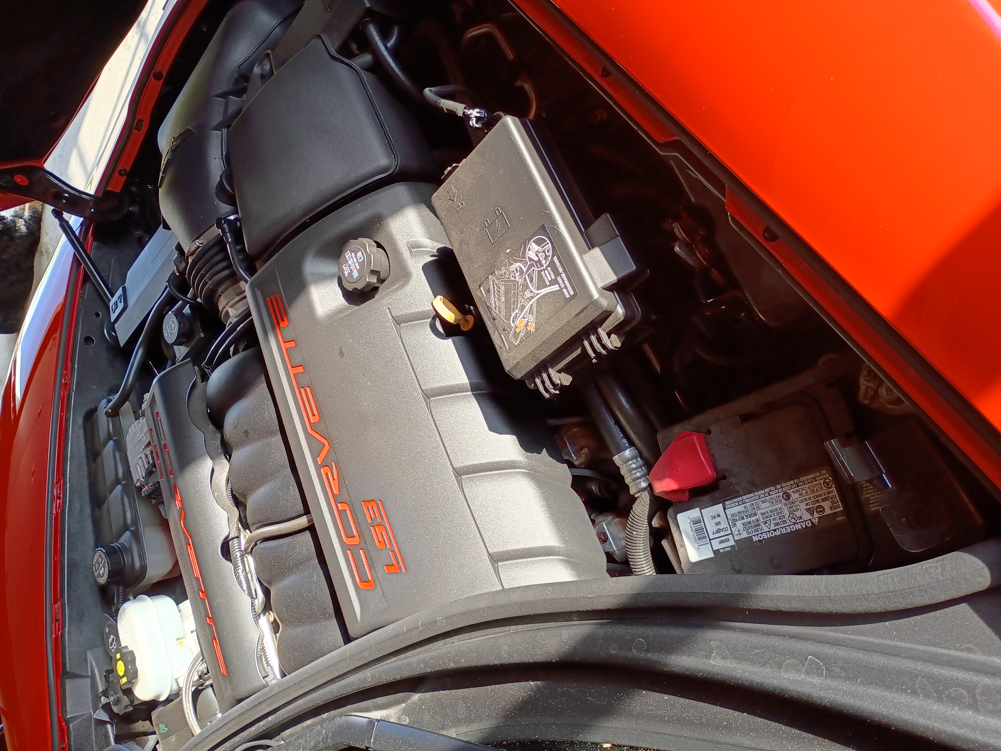 Used 2010 Chevrolet Corvette Coupe w/ 1LT RWD image 12
