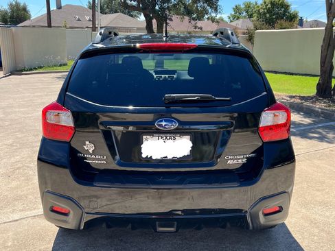 Used 2017 Subaru Crosstrek 2.0i Premium w/ Popular Package #2 image 4