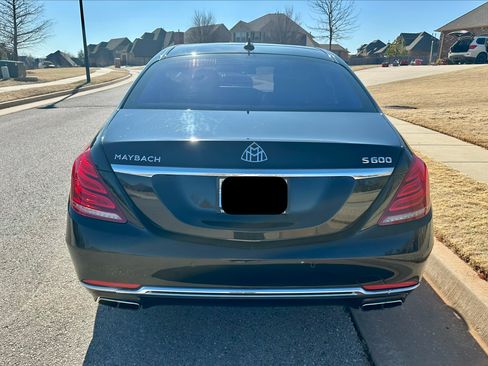 Used 2016 Mercedes-Benz Maybach S 600 image 4