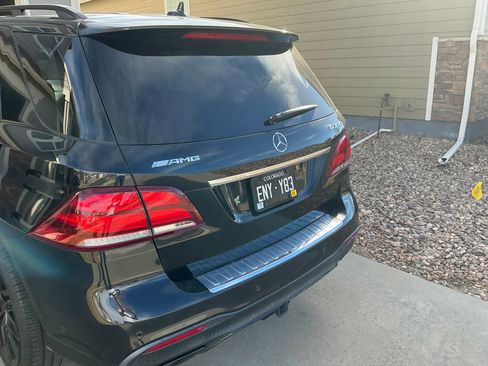 Used 2019 Mercedes-Benz GLE 43 AMG 4MATIC w/ Parking Assist Package image 6