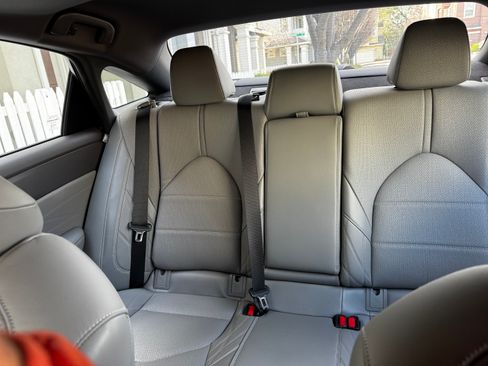 Used 2019 Toyota Avalon Limited w/ Advanced Safety Package image 21