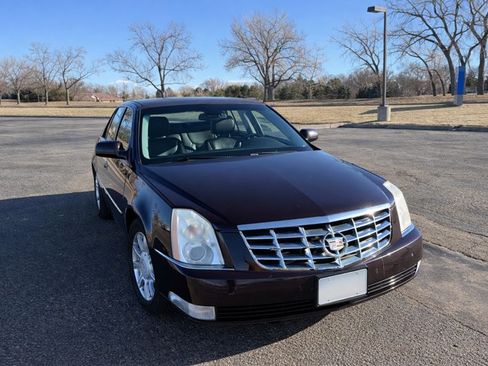 Used 2008 Cadillac DTS Performance image 1