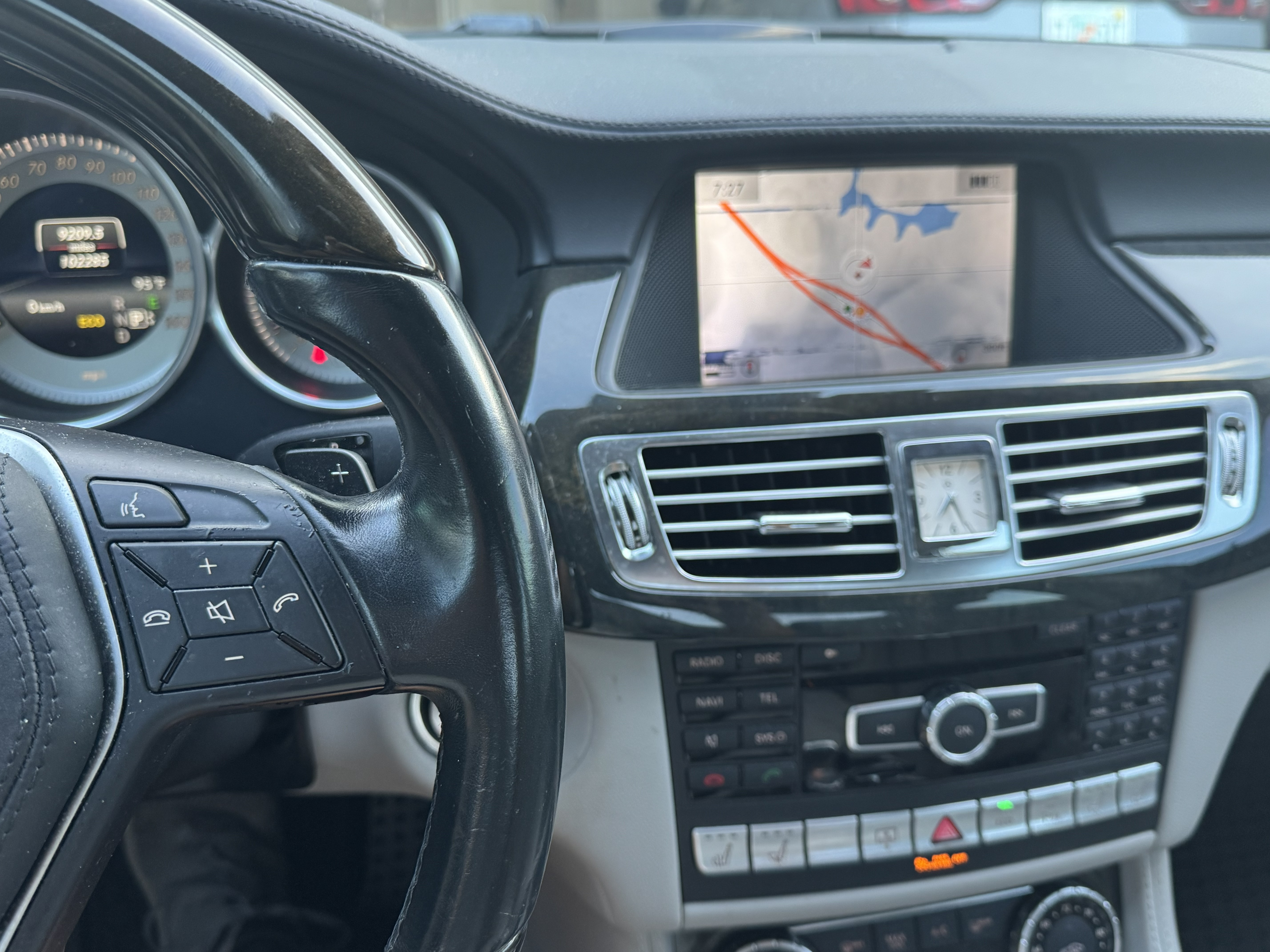 Used 2014 Mercedes-Benz CLS 550 4MATIC image 13