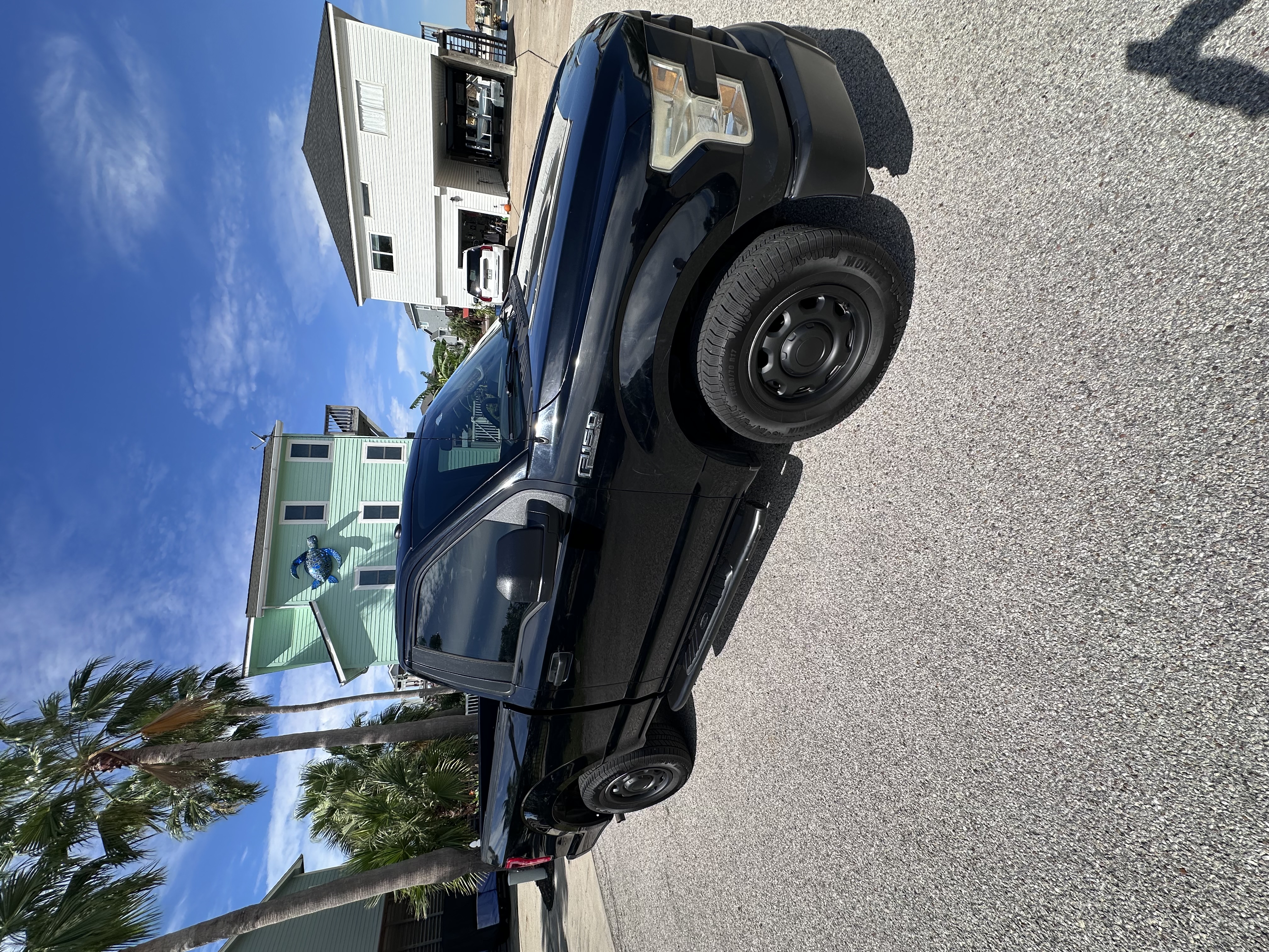 Used 2016 Ford F150 XL w/ Equipment Group 101A Mid RWD image 1