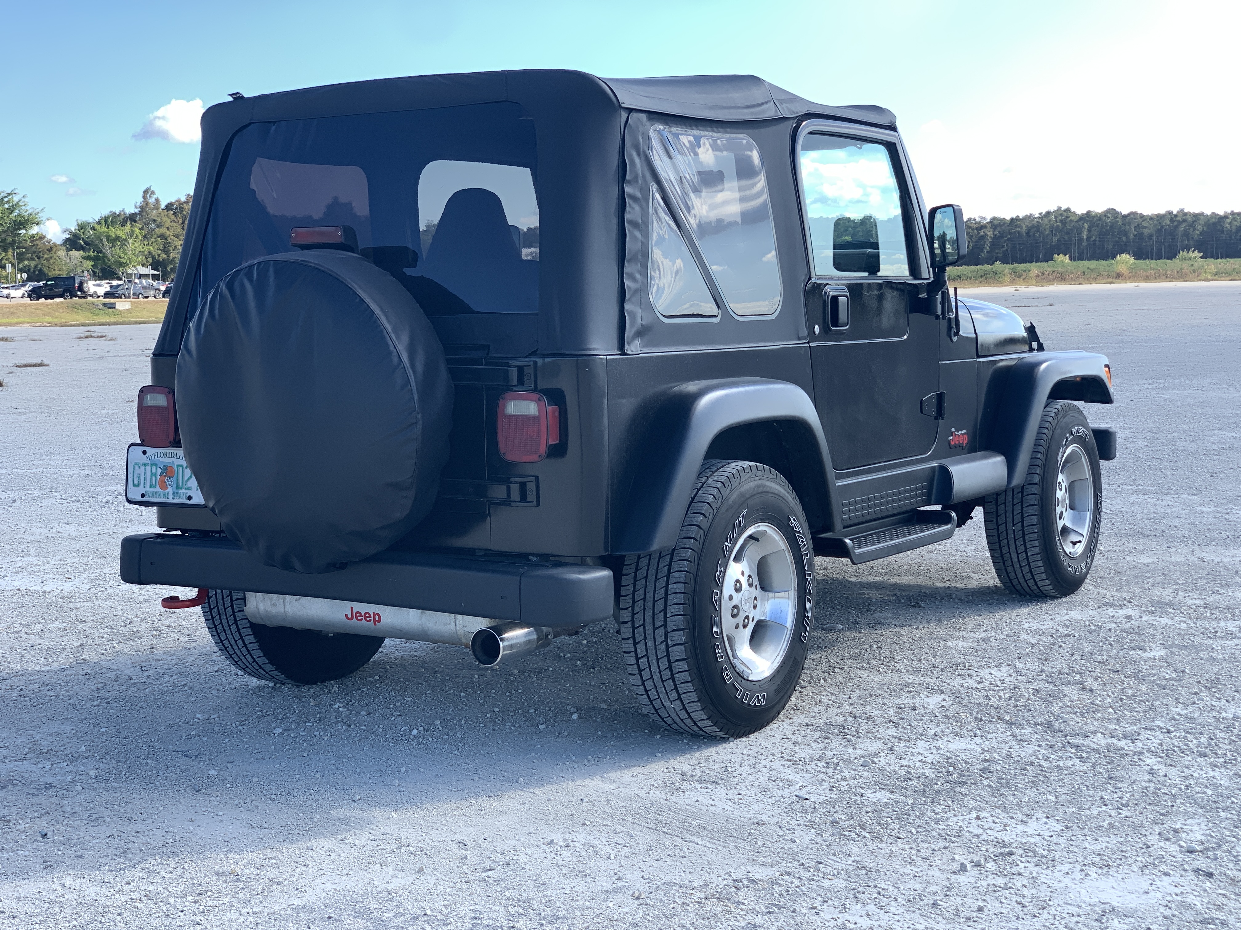 Used 1999 Jeep Wrangler Sahara AWD/4WD image 13
