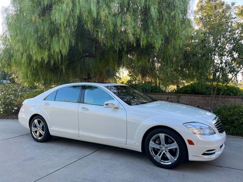 Used 2011 Mercedes-Benz S 550 image 12