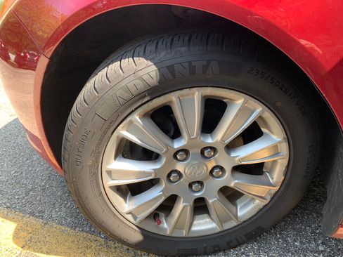 Used 2012 Buick Regal Leather image 19