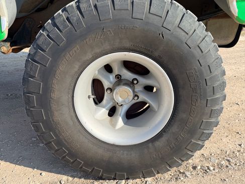 Used 1995 Ford Bronco AWD/4WD image 15