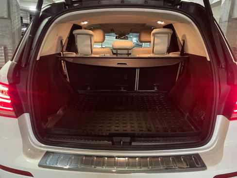 Used 2017 Mercedes-Benz GLE 350 image 10