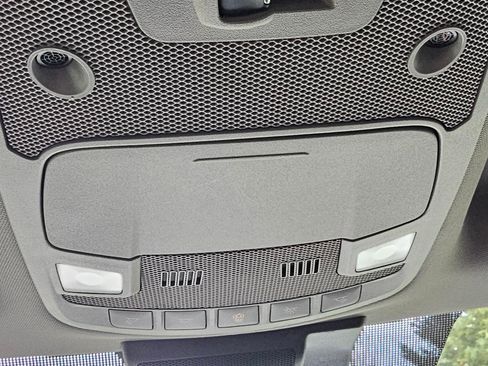 Used 2019 Ford F150 Lariat image 24