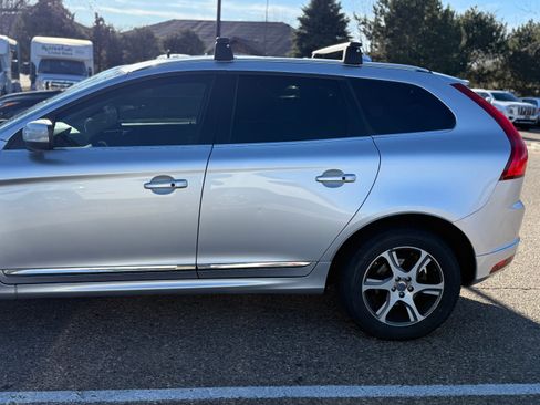 Used 2014 Volvo XC60 T6 image 4