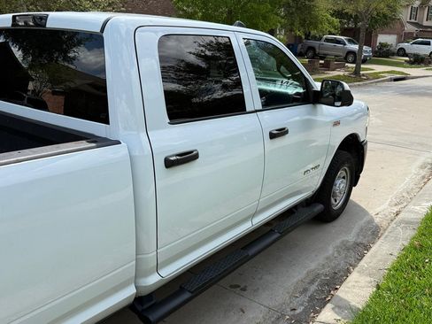 Used 2022 RAM 2500 Tradesman w/ Safety Group image 8